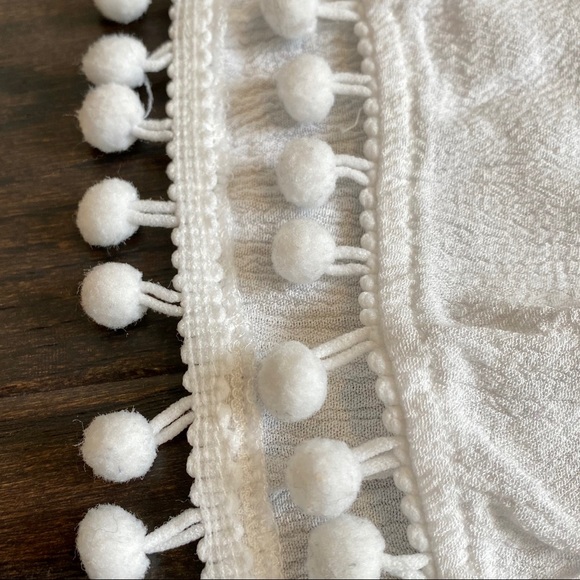 Cropped T-Shirt - Picture 2 of 3